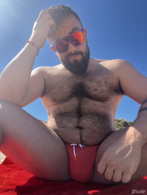 Xtudr - Emmet: Usais el tema de la humiliacion para reafirmar vuestra masculinidad toxica ? Se puede ser dominante sin necesidad de humiliar...