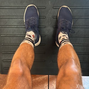 Xtudr - quitacalcetines: esperando una buena propuesta para quedar ;)