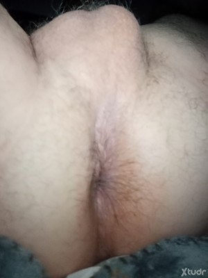 Xtudr - TragadorA2: I'm from Rest Areas, I'm always in the car naked and with a hard dick waiting to suck good cocks. I look tough and cool ...