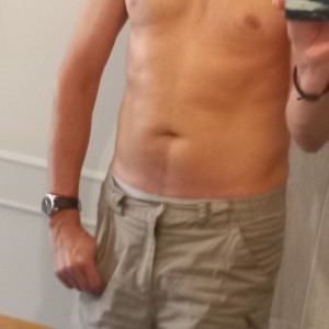 Xtudr - alexxbcn:  Busco AMO o ESCLAVO para juegos BDSM : Bofetadas, latigazos, spanking, bondage, pinzas, cera, cum control, ver videos por...