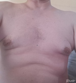 Xtudr - PutitaJ: Soy putita para Amo mayor que yo, si puede ser.
Me gusta que me dominen, insulten y sentirme usado.
