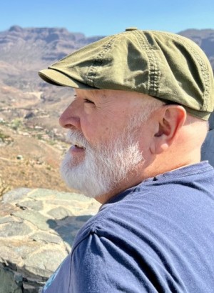 Xtudr - AMORBOSO: Very perverted. I have big nipples. Give and receive good nipple work, long kisses and excellent blowjobs. No time limits....