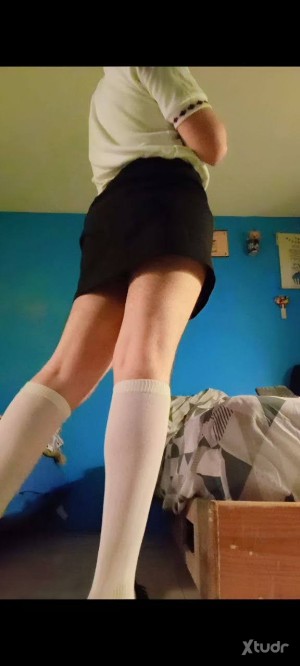 Xtudr - QuinnS: Holis soy un lindo femboy dispuesto a todo 🫦