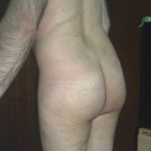 Xtudr - daiman: Ante todo gracias por visitar mi perfil, soy un chico masculino y sumiso. Me gusta una buena charla, conocer gente agradable...