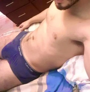 Xtudr - Cerdeowc: I'm looking for a submissive man toilet slave.