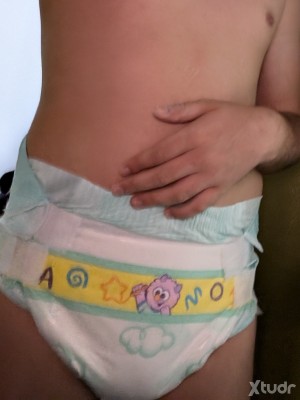 Xtudr - Nappy_Pup: I'm looking for a morbid, affectionate, caring Daddy.