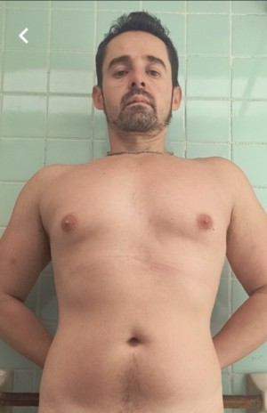 Xtudr - esclavosumiso:  busco un amo al cuál entregarme , que me haga su esclavo  , un macho al cual adorar y estar a sus pies , que me entr...