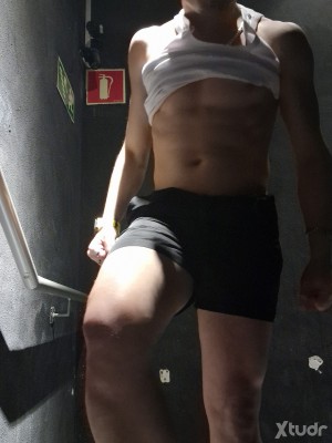 Xtudr - Sumtwinks: Obedient submissives, who pleasure the whims of an Alpha twink. Here, I set the rules and you should know how to get on a...