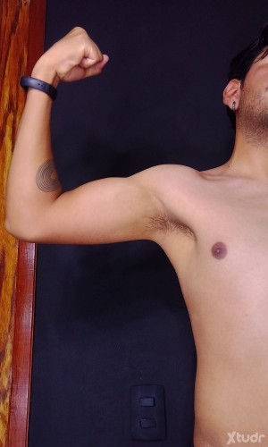 Xtudr - C07: I'm interested in young and slender slaves. Beginners and submissives welcome. In-person or virtual.