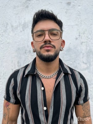 Xtudr - Ldam09: 26 years old, Venezuelan boy, fetishist, Prince Albert piercing, I like fist, international cock chef, and tattoo artist. I'...
