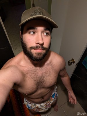 Xtudr - Diaperboy283: Love used diapers and being your 24/7 toilet sub. I wanna drink your pee and eat your shit.
Living in Portland. I am l...