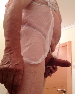 Xtudr - tangazul: Normal por la calle, nenaza en la 
Intimidad. Buscando hombres, maricas y travestis
intimidad. Me encantan crosdressers , ...