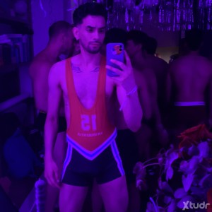 Xtudr - Miab1010: Busco perrita que de tributo. que quiera ser humillada. 