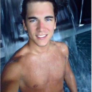 Xtudr - alfamalote: Dominant master looking for obedient submissive