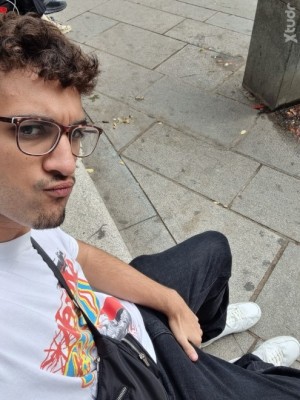 Xtudr - IvanChulo20: Hello, new to the app looking to have a good time.
I'm open to proposals, so write to me.