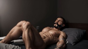 Hombre de 30 años, barbita y bigote, pelo corto, desnudo, boca arriba en cama, pies y manos atados a esquinas, amordazado con cinta, cuerpo atlético, piel suave, ojos cerrados, expresión de sumisión, cama de madera oscura, habitación minimalista, iluminación suave.