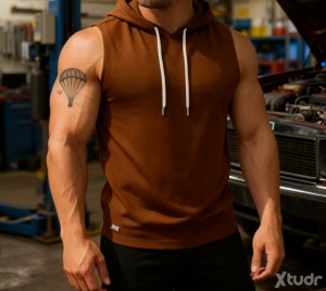 Xtudr - AmoParaca: Soy un chico bastante discreto en busca de maduro con las ideas claras.
Me va humillar pegar de ostias y fetiche ropa mil...