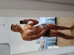 Xtudr - Pipeboy: Busco act xl para morbosear y pasar buenos ratos de buen rollo soy joven latino complaciente y obediente, sumiso y morboso ...
