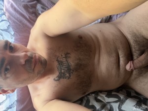 Xtudr - huertas1990: soy nudista y naturista como estilo de vida me gustaria probar rollo con chicos de 18 a 35 trios soy versatil me gusta ...