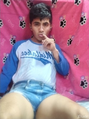 Xtudr - Nips: 😊 holi