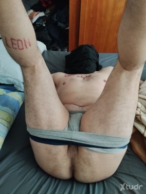 Xtudr - Stigmatophile: 23-44 years old. I'm looking for sex and friendship with people of similar tastes. I only look for something when I p...