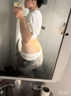 Xtudr - novatosumisesete: Submissive with little experience, looking for a dominant man who can train me.
I would love to create a trust rel...