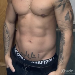 Xtudr - ThiagoXLatin: 🤑🇨🇴
Bi
Primero su foto 📸