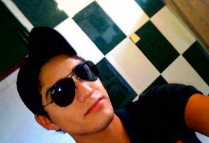 Xtudr - manuelslave: Soy un esclavo y perro fiel a su Amo.
