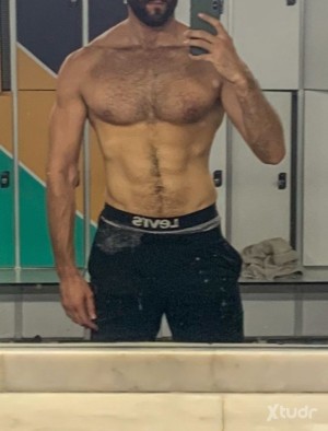 Xtudr - anihilator85: Fed up with messages! Be direct, damn it!
Cool bastard with the lust to fuck and control. I don't answer to just anyon...