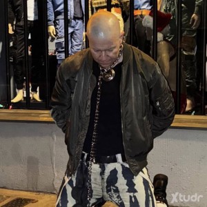 Xtudr - AlphaSlvSlabi: TPE Slave for meet and fun. Rough, pain, forced. Bondage, piss and humiliation. I'm a masochist and sadist. 