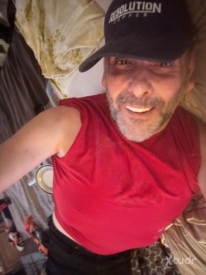 Xtudr - Billyboi777: Gay M 57 sub 6’2”190lb
average build buzzed head short beard greying
Seeking a Dom or Master especially BNWO BBC for lo...