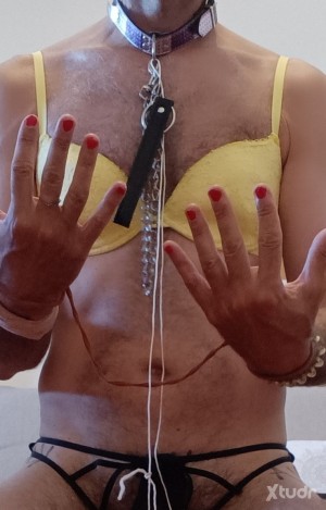 Xtudr - Slav11: I'm a submissive with a Mistress who offers herself, by Her order to be used. We talk in private about the conditions.