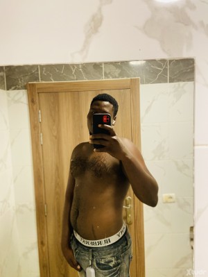 Xtudr - FelixKally: I am a serious master looking for and obedient and submissive slave…..!!!
