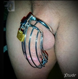 Xtudr - Geanet↕️⬇️⬇️⛓️🔐🐖🐑🦶✊⭕: Busco quedar alguna tarde o mañana con maduro gay, morboso, cariñoso, pero a su vez dominante o gustándole dir...