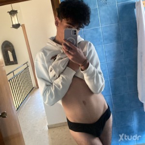 Xtudr - pasivo_Granada_Latex: Nuevo por aquí, quisiera conocer gente para realizar mis fetiches o compartir mis fetiches y hacer amistades c...