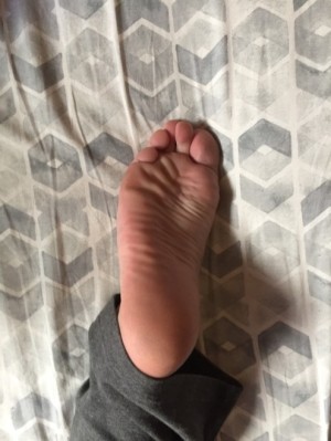 Xtudr - corbis5: Fetichista de pies. Doy mis pies para que los disfrutes como quieras! Sobalos, lamelos, chupalos, trampling, footjob… Tambi...