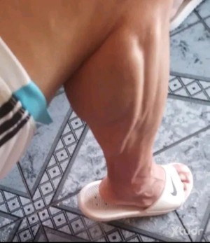 Xtudr - Futbolero: masculino, discreto, morbo y adoracion de musculos