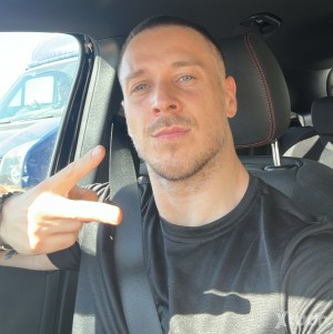 Xtudr - RubenSwitch: Si quieres saber algo pregunta.
Muy cerdo y vicioso