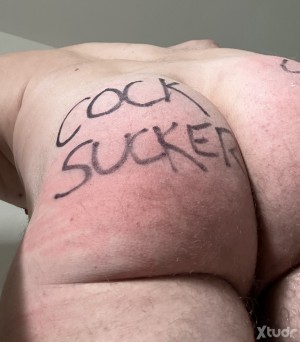 Xtudr - basuraLITERAL: I'm looking for switch men who have the ability to create intense experiences together in a safe space and with trust...