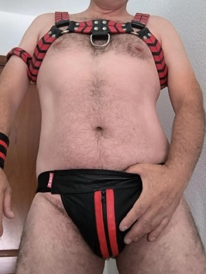 Xtudr - MasterThor^Txas^: Hello, my name is Manuel and I'm from Mazarron, I'm 51 years old and I'm a submissive. I have my own dungeon and a...