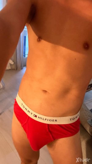 Xtudr - SumisoXSCAT29: I'm a passive warra, also into WC (receive scat), 29 years old, hairless, very submissive, can wear lingerie in intim...