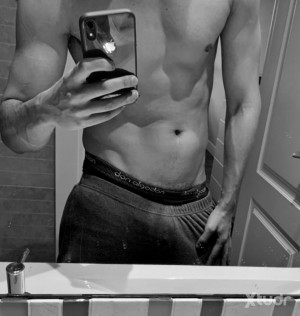 Xtudr - TheFetishDude: 30 years old. Dominant and fetishist with very few limits. I'm looking for fit people of similar age. I'm not looking...