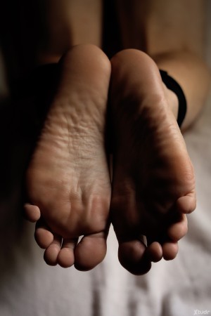 Xtudr - corbis5: I'm a foot fetishist. I give you my feet to enjoy them however you want! Lick them, suck them, trample them, footjob.... An...
