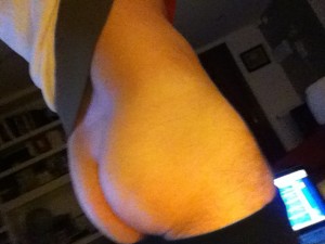 Xtudr - nenetravieso: Sumiso. Para el tema del spanking me gustan los juegos de roles, que la escena de disciplina parezca real. Soy travies...
