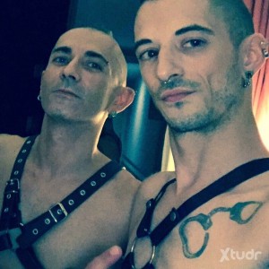 Xtudr - 2fforff: Session fist
Only fisting