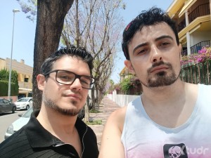 Xtudr - ParejaGuarros: Buscamos amos o esclavos que no mareen y tengan la cabeza amueblada 