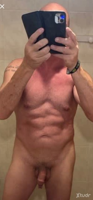 Xtudr - 3ber7d5f: Pasarlo bien 
Disfrutarnos
Gente similar que se cuide. 
Yo 185 82 kilos
Me desplazo o te recibo. 
Todos los días voy y ven...
