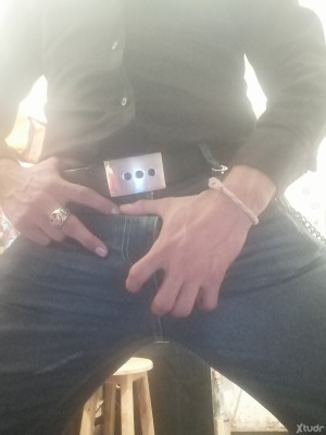 Xtudr - SexyZdravo2021: HARDCORE LEATHER Faggot looking for REAL ALPHA MASTERS who wanna take me owned for serve and SATISFIED all most PERV...