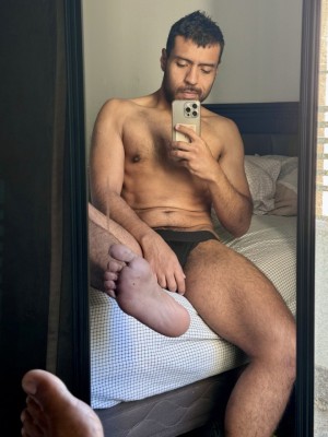 Xtudr - SLswitchSantiago: Little experience, I like the vibe of sadomasochism, golden shower, dominant/submissive, smells, open to try more ...