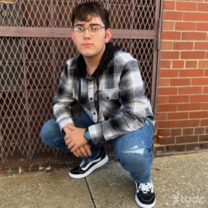Xtudr - Osonk: I’m 19 and looking for some fun! I’m open to almost anything and anyone. 